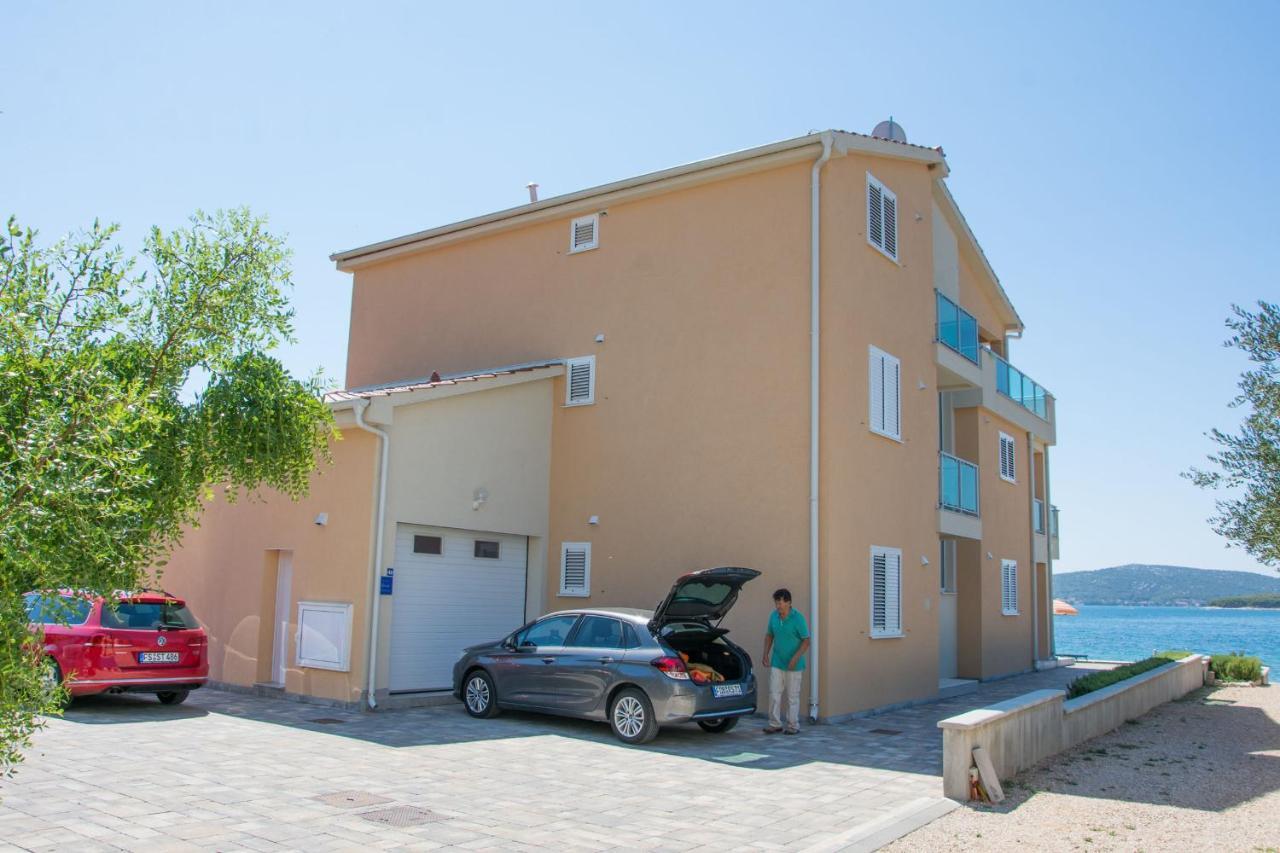 Apartments Citrine On The Beach Biograd Na Moru Luaran gambar