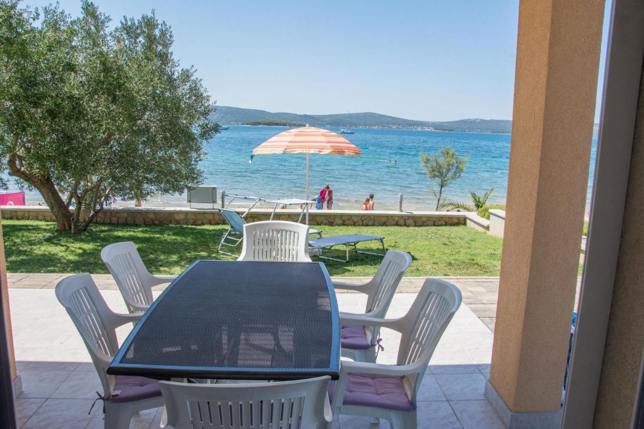 Apartments Citrine On The Beach Biograd Na Moru Luaran gambar