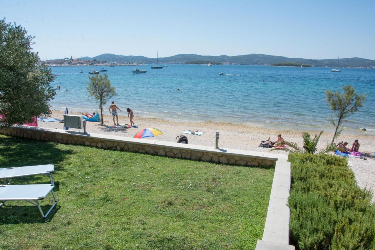 Apartments Citrine On The Beach Biograd Na Moru Luaran gambar