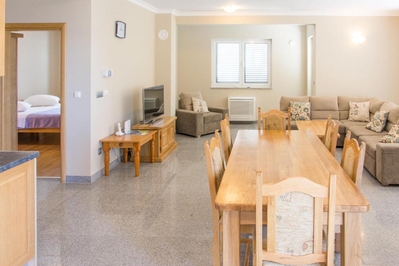 Apartments Citrine On The Beach Biograd Na Moru Luaran gambar